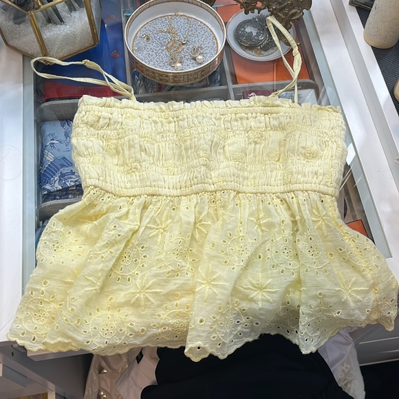 FREE with purchase of any item in my closet - Picture 2 of 3